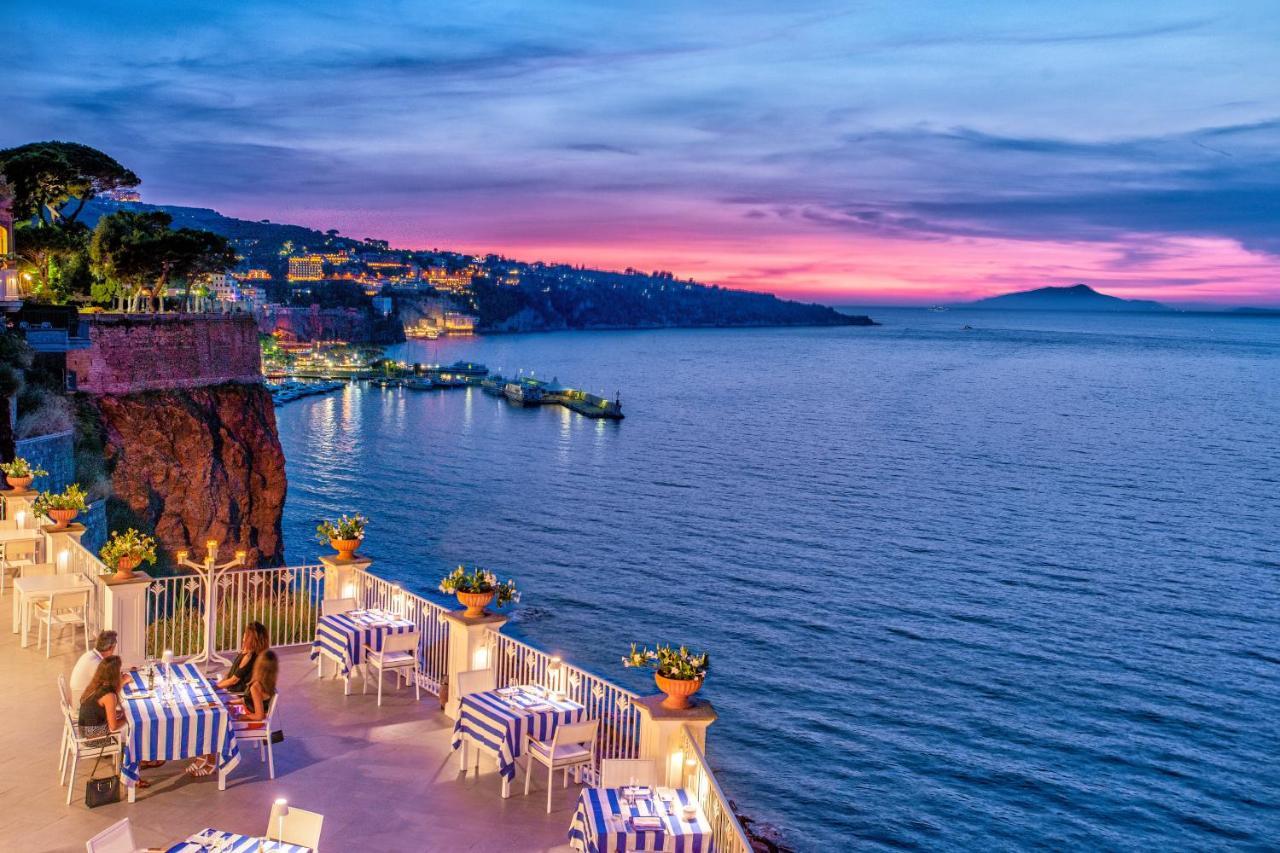 Grand Hotel Riviera Сорренто Екстер'єр фото