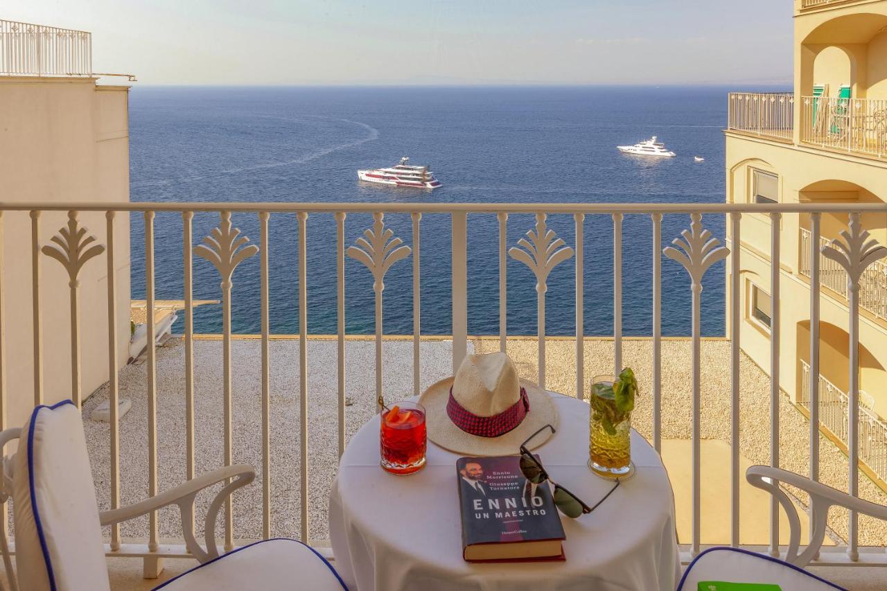 Grand Hotel Riviera Сорренто Екстер'єр фото