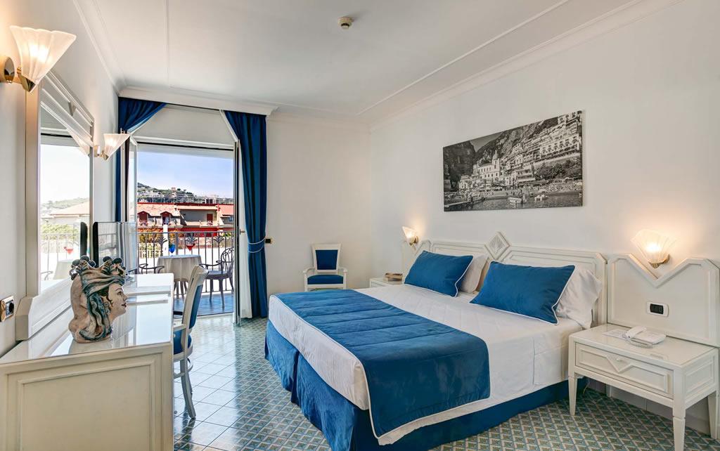 Grand Hotel Riviera Сорренто Екстер'єр фото