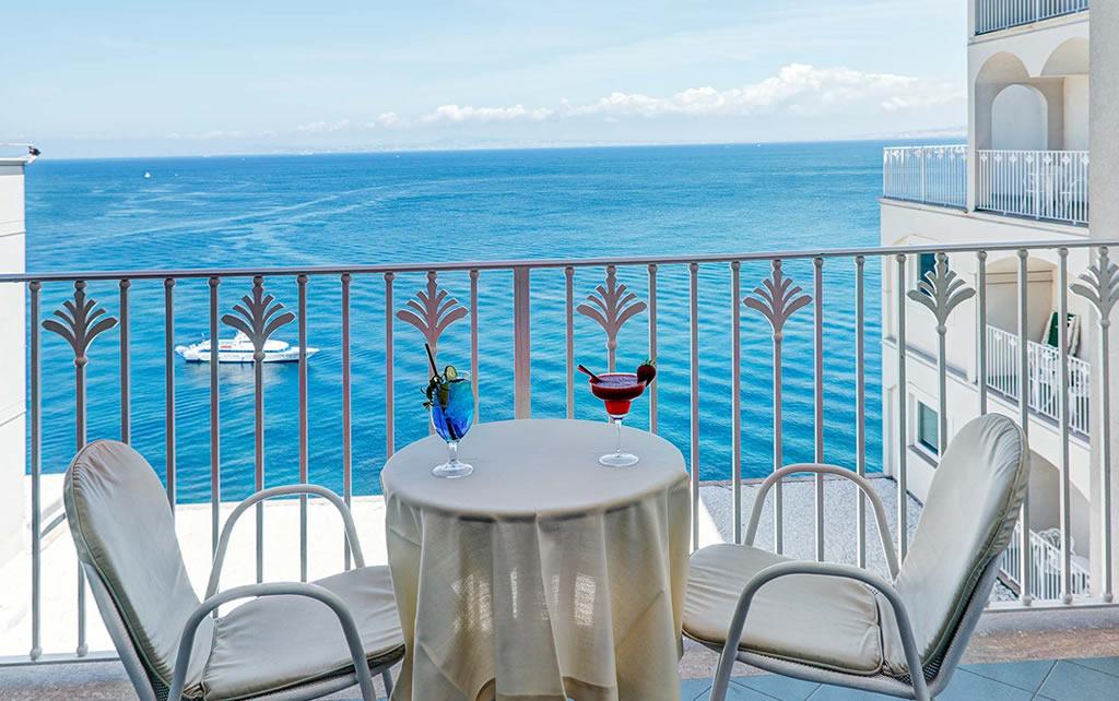 Grand Hotel Riviera Сорренто Екстер'єр фото