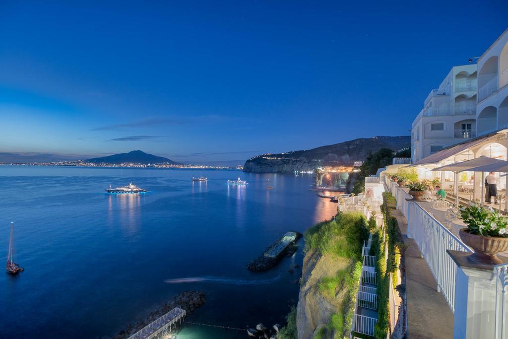 Grand Hotel Riviera Сорренто Екстер'єр фото