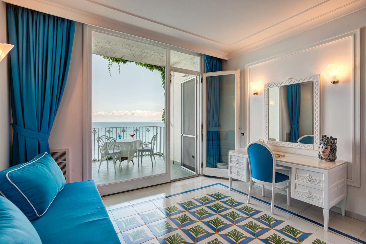 Grand Hotel Riviera Сорренто Екстер'єр фото