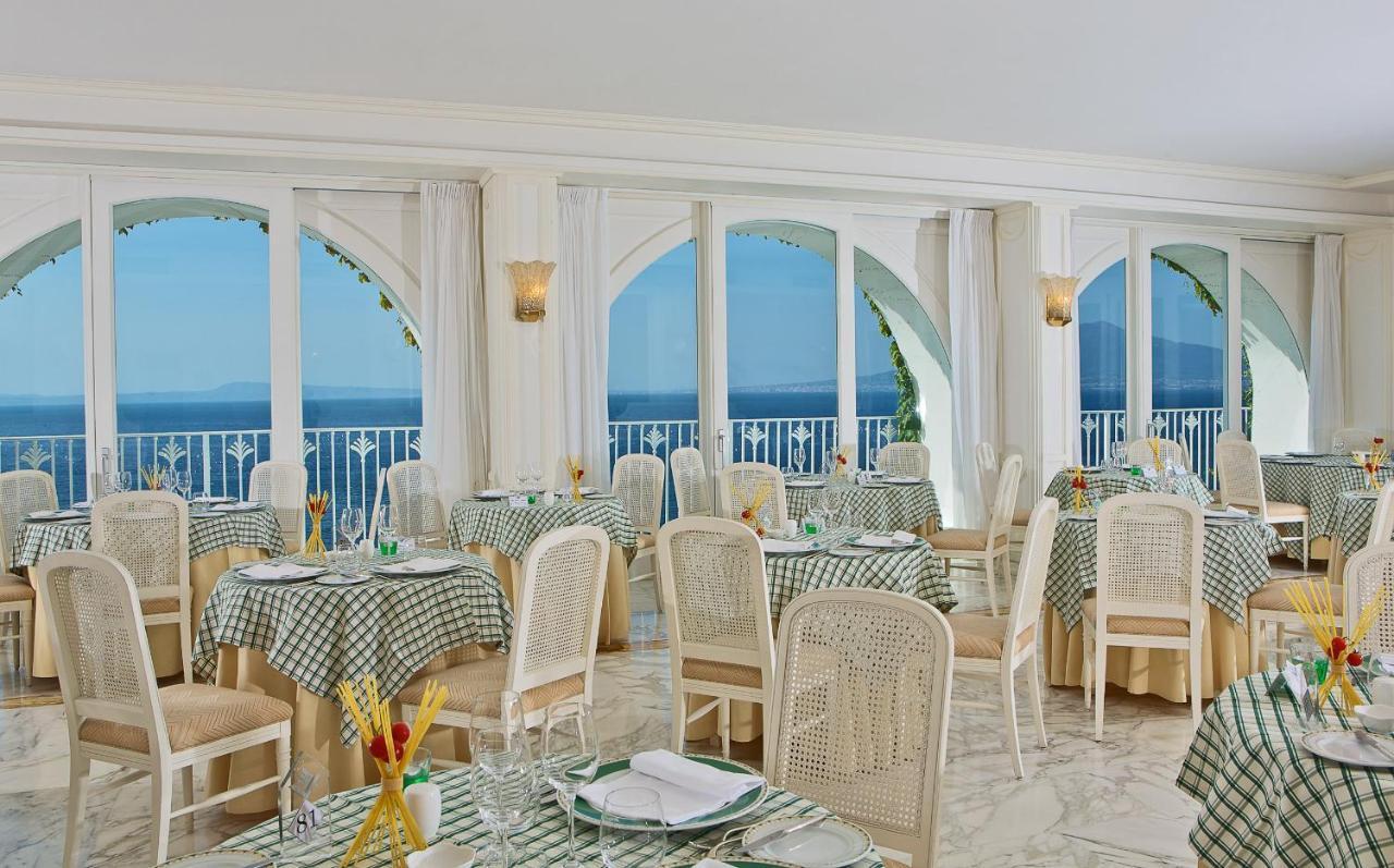 Grand Hotel Riviera Сорренто Екстер'єр фото